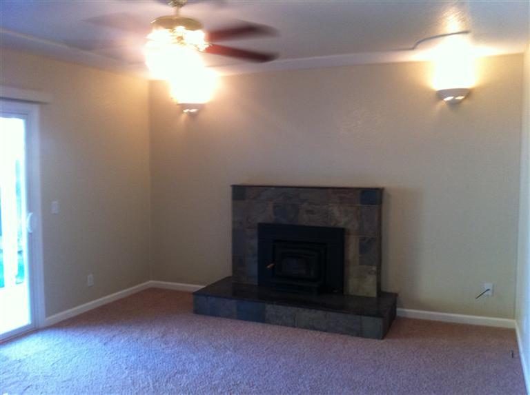 1521 Primrose Ln, Modesto, CA 95355 photo 3