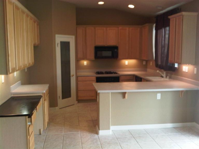 4430 Windsong St, Sacramento, CA 95834 photo 4