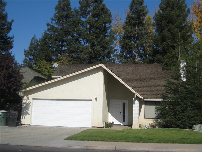 2409 Veneman Ave, Modesto, CA 95356 photo 2