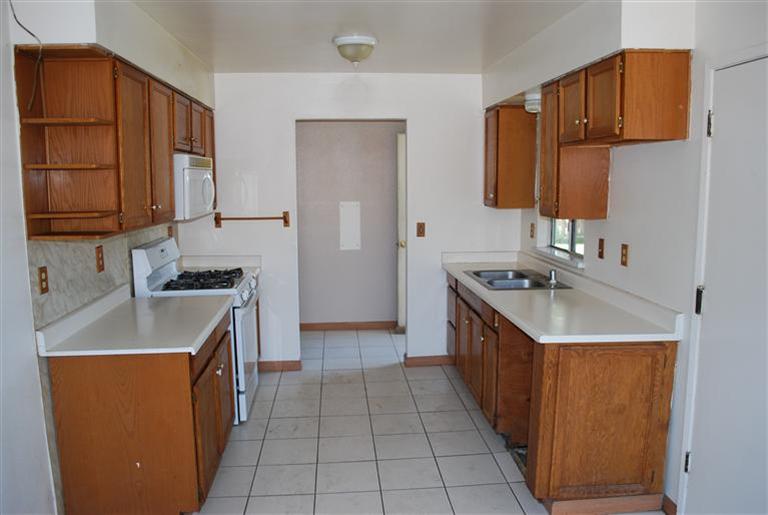 4912 Estates Dr, Modesto, CA 95357 photo 5
