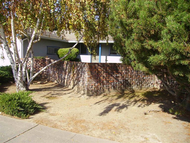 2131 Debbie Ln, Lodi, CA 95242 photo 3