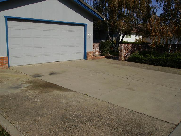 2131 Debbie Ln, Lodi, CA 95242 photo 4