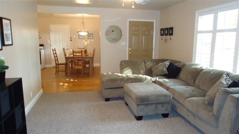 1413 Bowen Ave, Modesto, CA 95350 photo 2