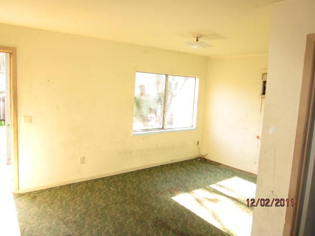 318 Laurel Ave, Modesto, CA 95351 photo 4