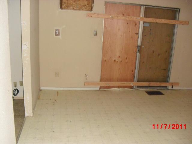 709 Elm Ave, Galt, CA 95632 photo 6