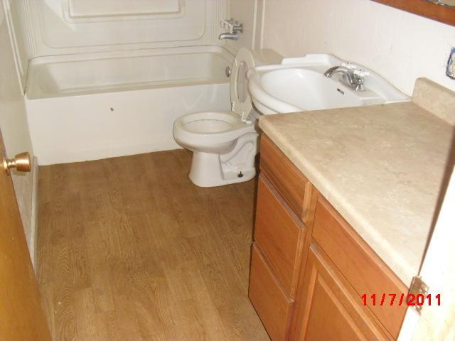709 Elm Ave, Galt, CA 95632 photo 8