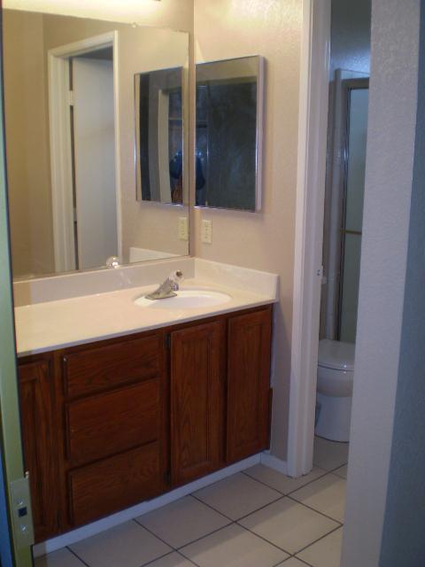 1817 Coventry Garden Way, Modesto, CA 95358 photo 5