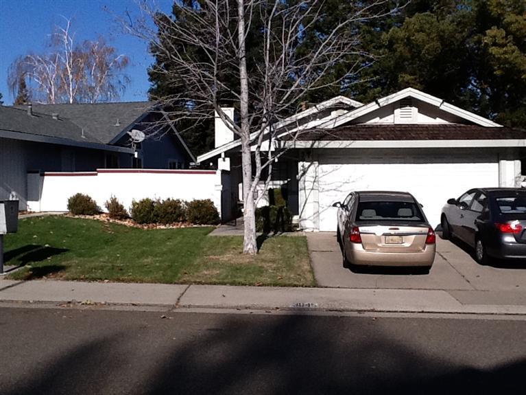3045 Wolfe Ct, Antelope, CA 95843 photo 2