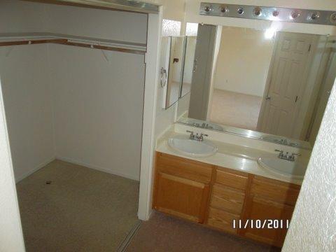 79 E Ferdinand St, Tracy, CA 95376 photo 7