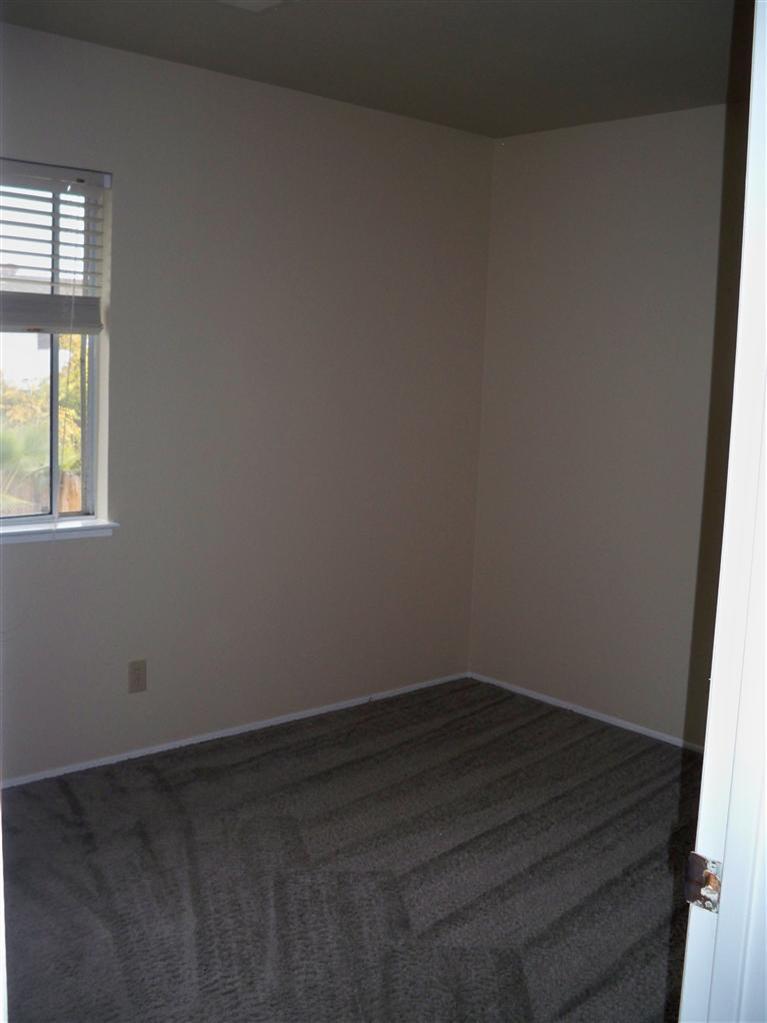 409 Cassidy Ct, Modesto, CA 95356 photo 9