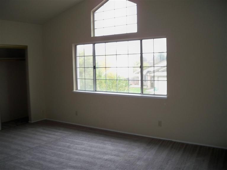 409 Cassidy Ct, Modesto, CA 95356 photo 11