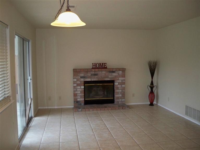 409 Cassidy Ct, Modesto, CA 95356 photo 5