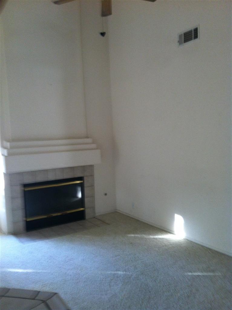 1700 Volendam Ave, Modesto, CA 95356 photo 4