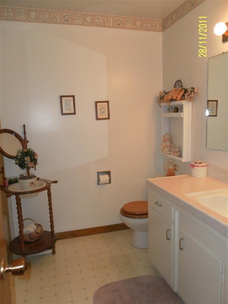 1537 Marsha Ave, Modesto, CA 95350 photo 9