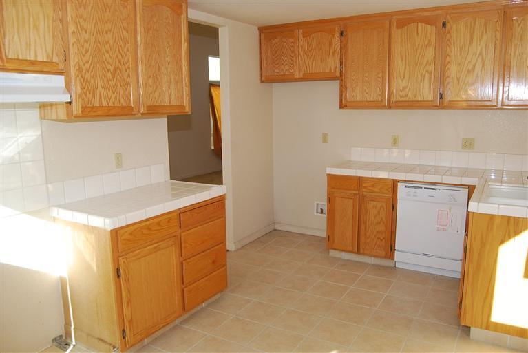 986 Sun Meadow Dr, Ceres, CA 95307 photo 3
