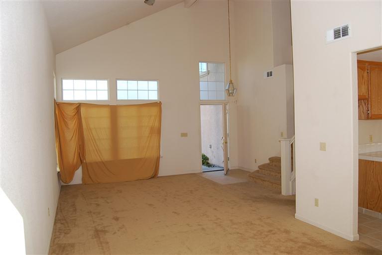 986 Sun Meadow Dr, Ceres, CA 95307 photo 2