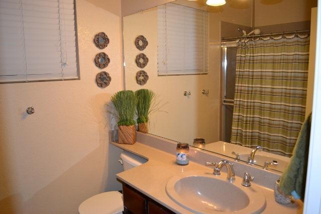 6544 Graybark Ln, Hughson, CA 95326 photo 8