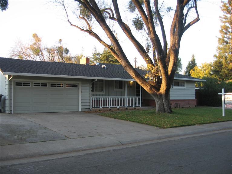 1523 Gregory Way, Carmichael, CA 95608 photo 2