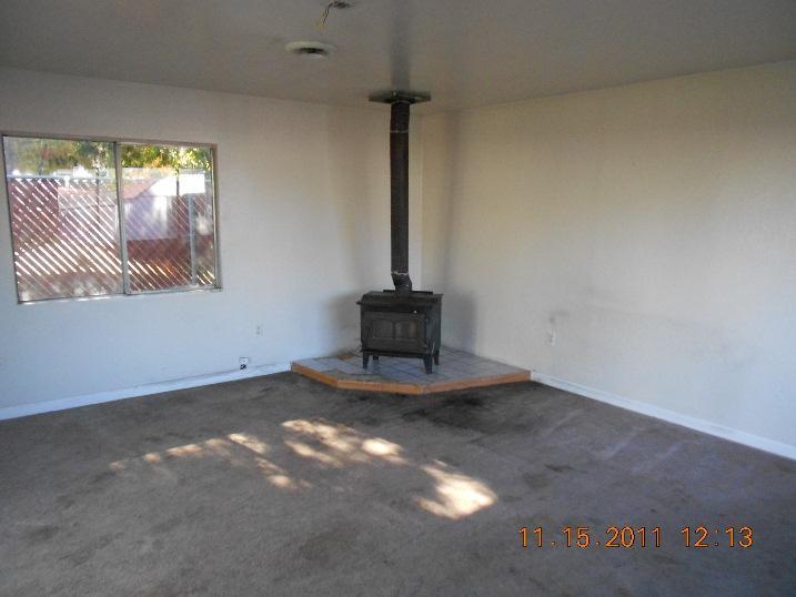 5213 9th St, Keyes, CA 95328 photo 2