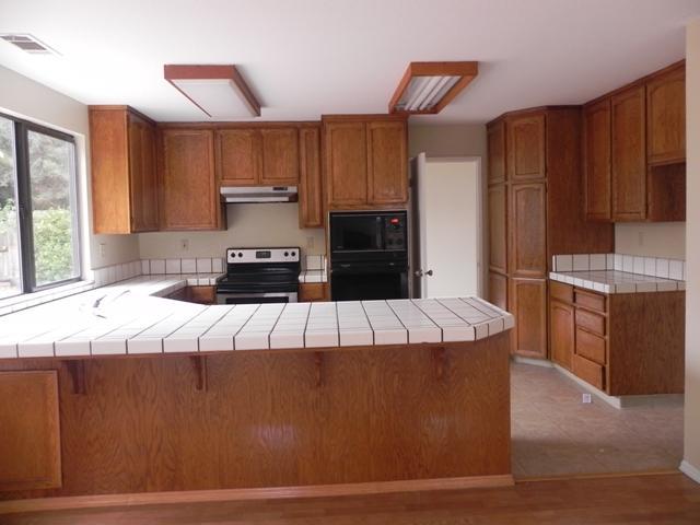 1014 Eleanor Ln, Manteca, CA 95337 photo 10