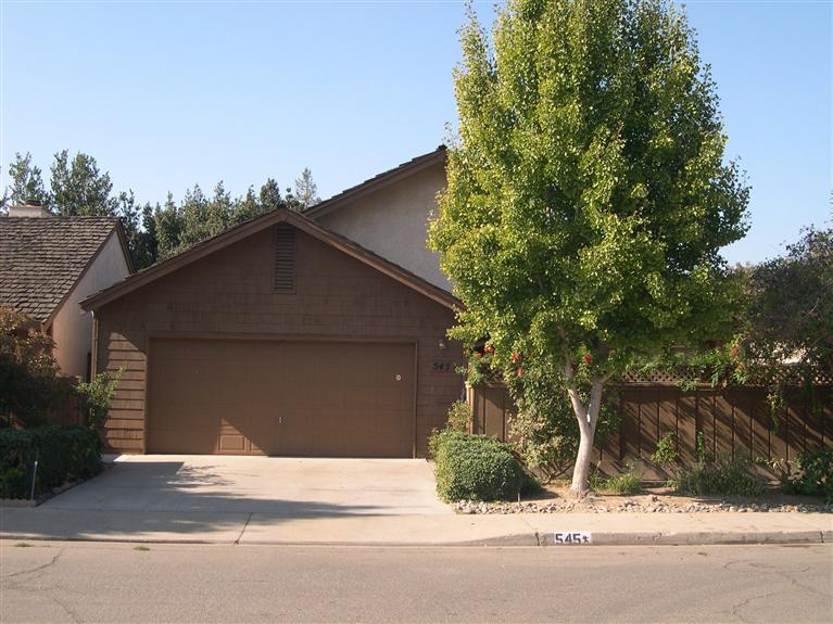 545 Oakbrook Dr, Modesto, CA 95354 photo 1
