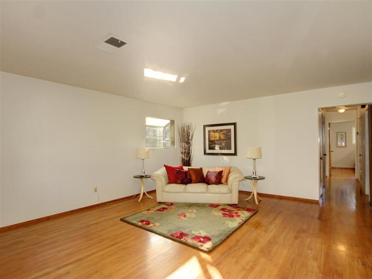 1203 Pacific Dr, Davis, CA 95616 photo 5