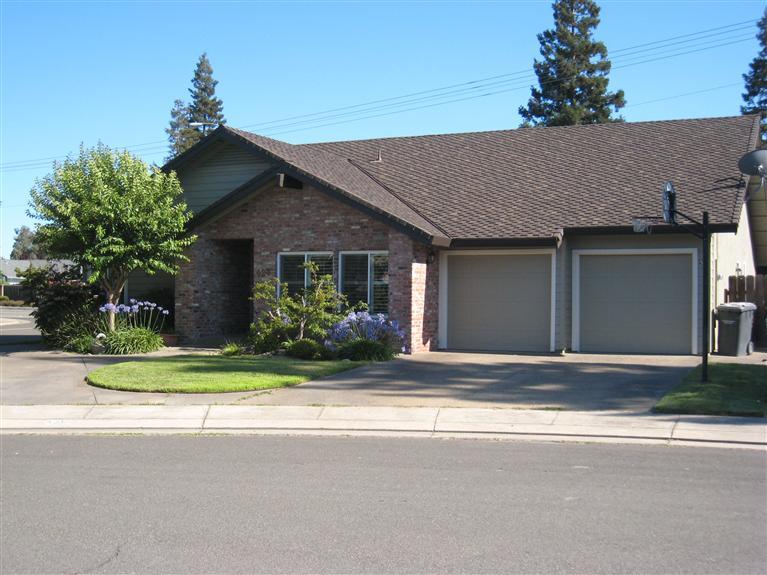 426 Yokuts Dr, Lodi, CA 95240 photo 1