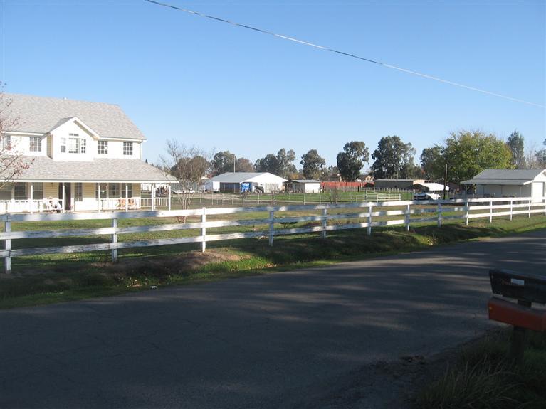 345 W Delano St, Elverta, CA 95626 photo 4