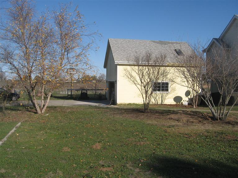 345 W Delano St, Elverta, CA 95626 photo 5