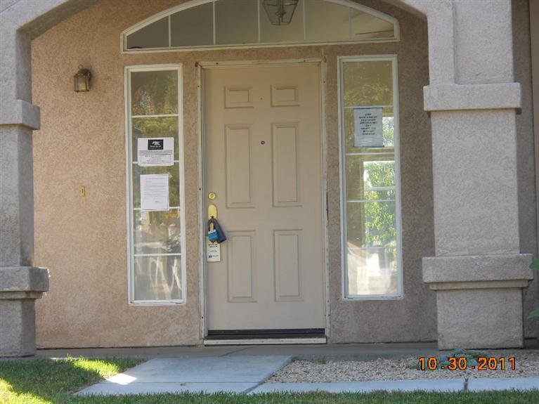 1092 Aristocrat Dr, Ceres, CA 95307 photo 2