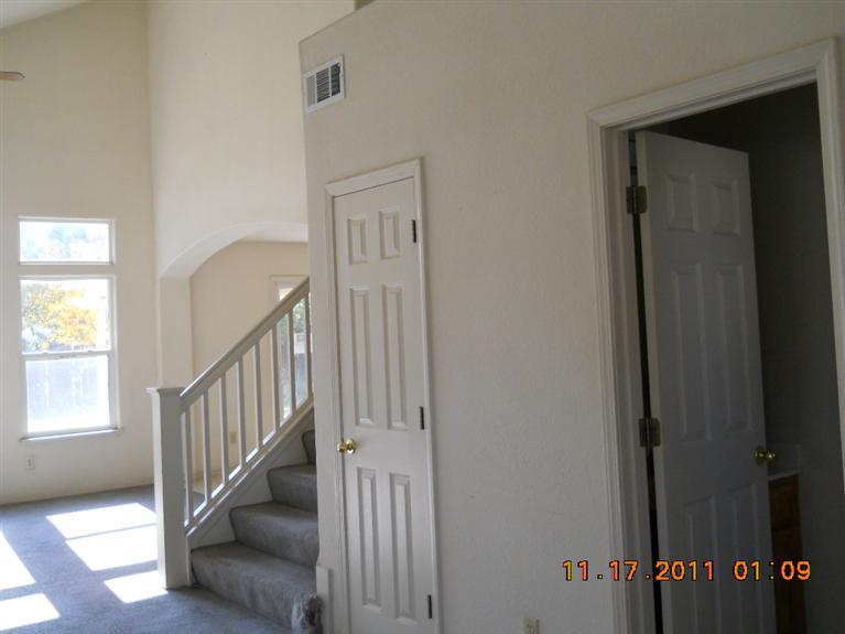 1092 Aristocrat Dr, Ceres, CA 95307 photo 5
