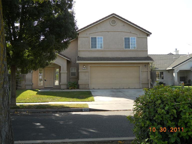 1092 Aristocrat Dr, Ceres, CA 95307 photo 1