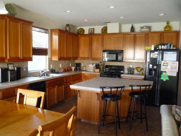 1247 Syracuse Ln, Manteca, CA 95336 photo 3