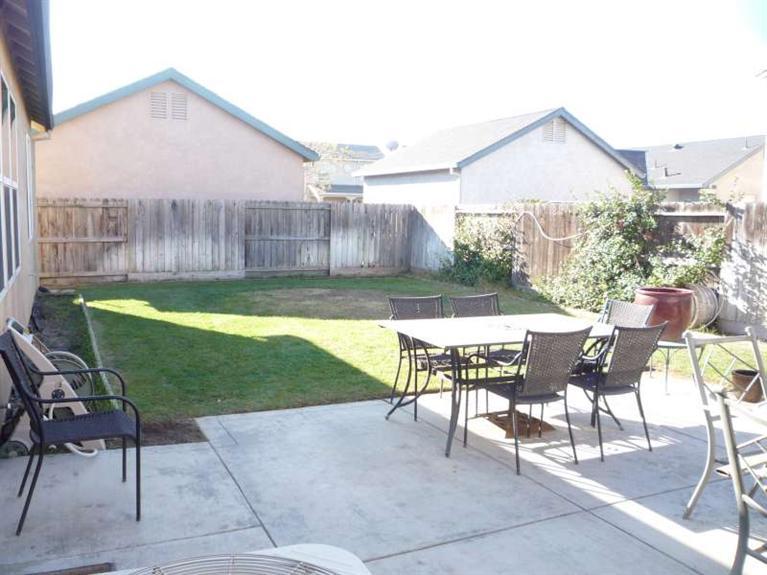 1247 Syracuse Ln, Manteca, CA 95336 photo 9