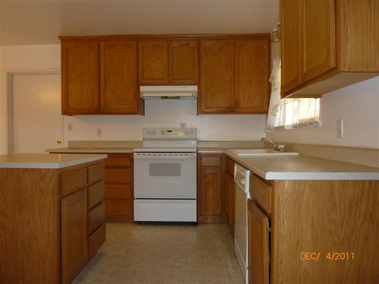 653 Laurel Ave, Atwater, CA 95301 photo 2