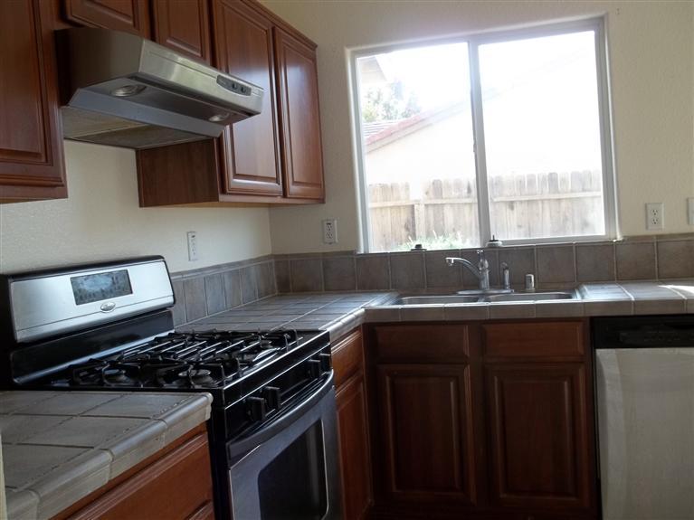 4368 Aubergine Way, Mather, CA 95655 photo 5