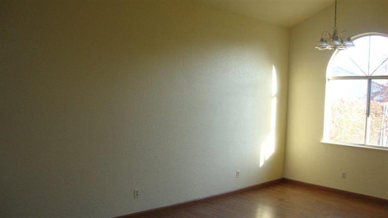 719 Cedar Flat Ave, Galt, CA 95632 photo 2