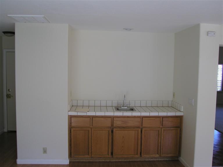 508 Berlin Way, Patterson, CA 95363 photo 4