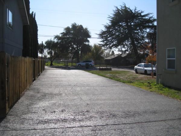 857 Thomsen Rd, Lathrop, CA 95330 photo 4