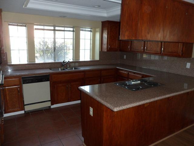 1424 Kinser Rd, Ceres, CA 95307 photo 2