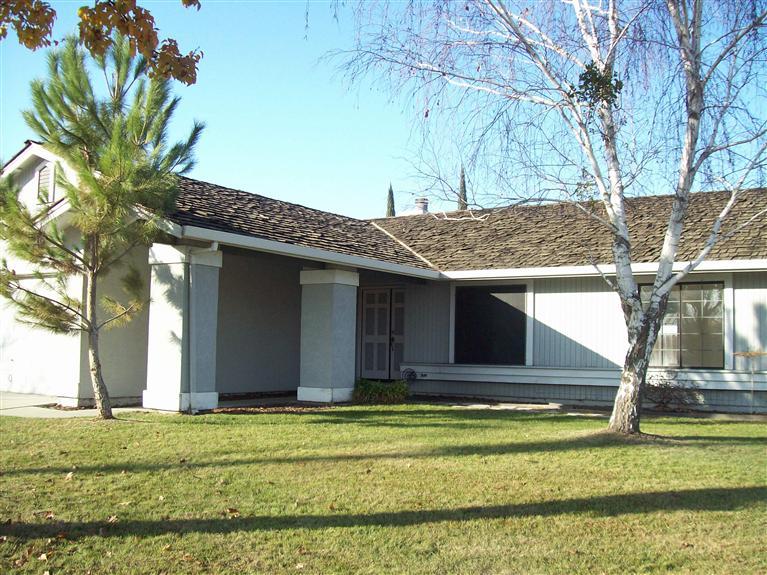3721 E Orangeburg Ave, Modesto, CA 95355 photo 1