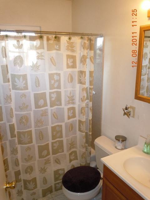 3709 Holloway Ln, Carmichael, CA 95608 photo 9