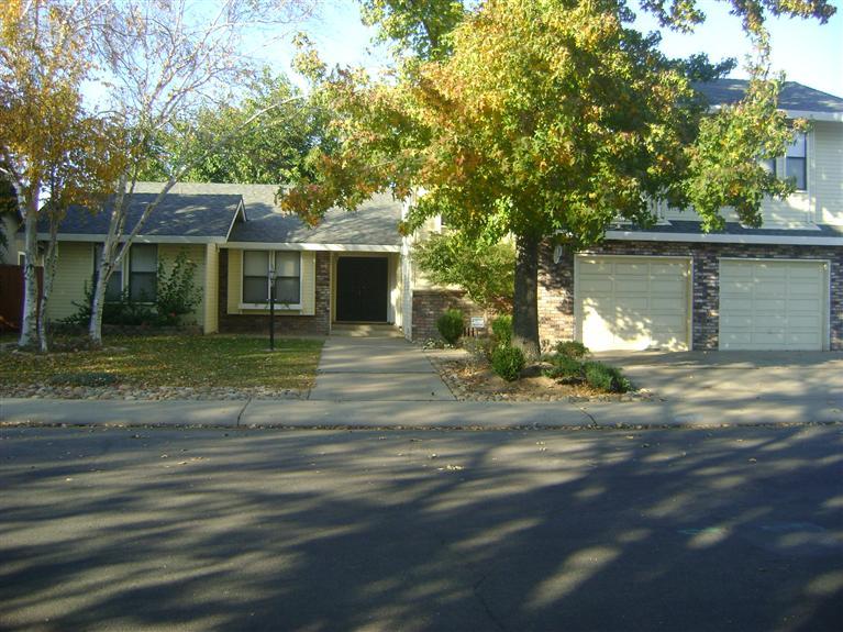 2013 Sandpoint Dr, Modesto, CA 95358 photo 1