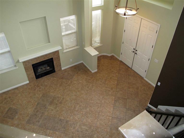 483 Banff Ct, Tracy, CA 95377 photo 2