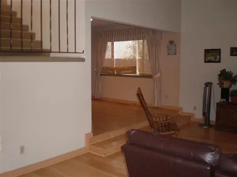 1045 Hatchcover Pl, Manteca, CA 95337 photo 2