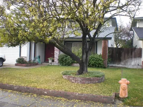 1045 Hatchcover Pl, Manteca, CA 95337 photo 1