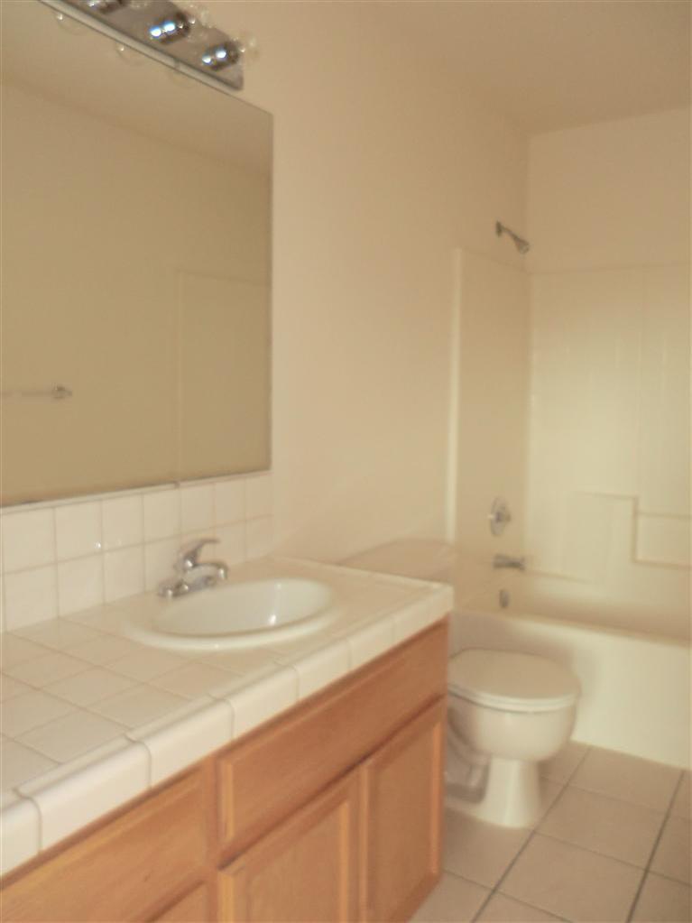 830 Latimer Ave, Modesto, CA 95351 photo 10