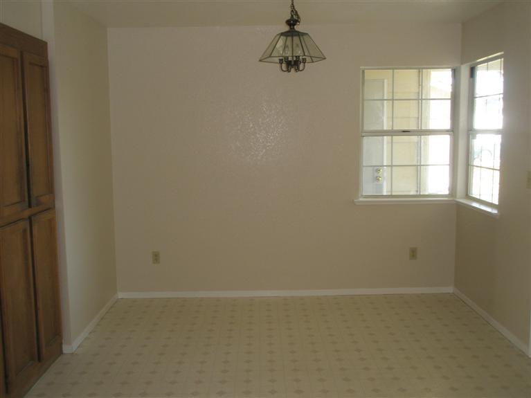 1309 Amanda Dr, Ceres, CA 95307 photo 4