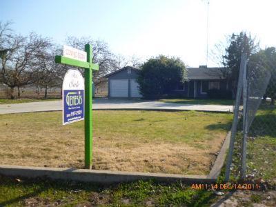 7182 E Waterloo Rd, Stockton, CA 95215 photo 2