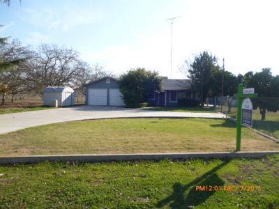 7182 E Waterloo Rd, Stockton, CA 95215 photo 1